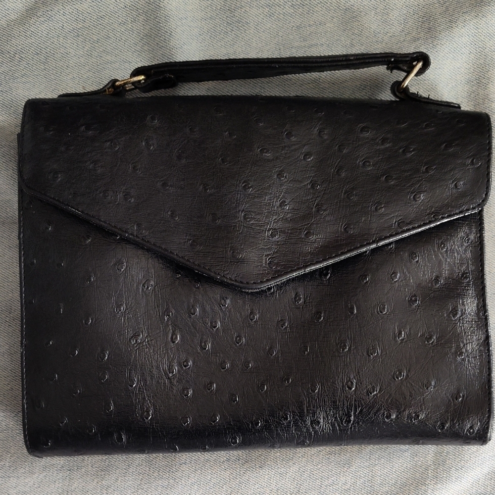 Sophisticated Black Clutch with Textured Finish (Susan Reade)